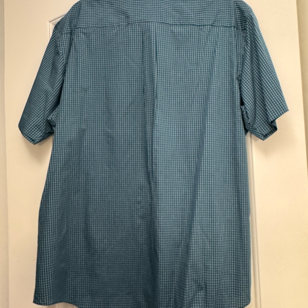 Men’s button down - Picture 3 of 3